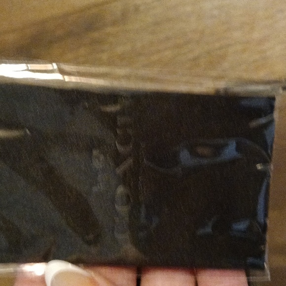 Coach vintage rose frames with case and cleaning cloth /ck book cover 🤎 - Picture 3 of 11